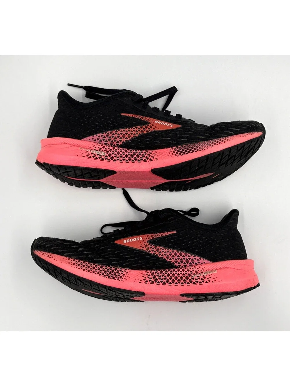 Brooks Hyperion Tempo Running Shoes Women's Size 7 Black Pink Trainers